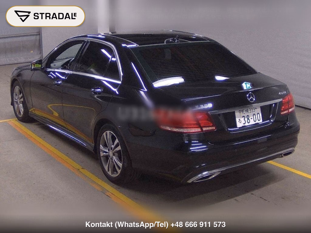 MERCEDES BENZ E-CLASS 4D 4WD E300 4MATIC AVANTGARDE AMG SPORTS P, miniaturka 3