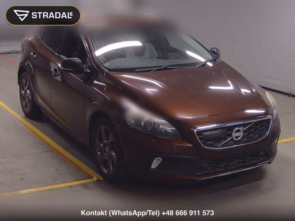 VOLVO V40 CROSS COUNTRY D4 SE 2015, aukcja z Japonii, zdjęcie 1