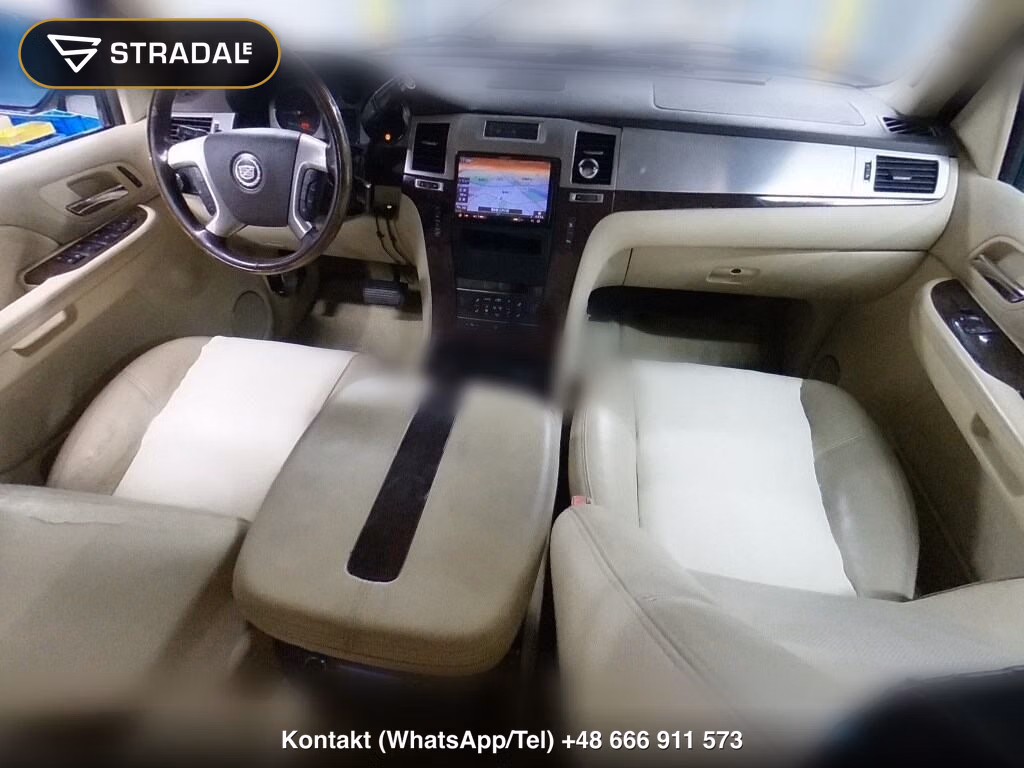 CADILLAC ESCALADE 4WD BASE GRADE, miniaturka 4
