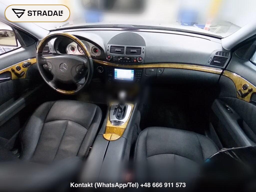 MERCEDES BENZ E-CLASS 4D E500 AVANTGARDE SPORT PACKAGE, miniaturka 4