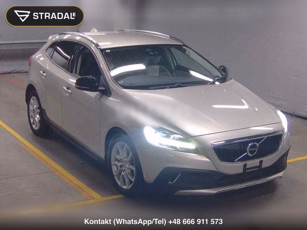 VOLVO V40 CROSS COUNTRY D4 MOMENTUM, miniaturka 2