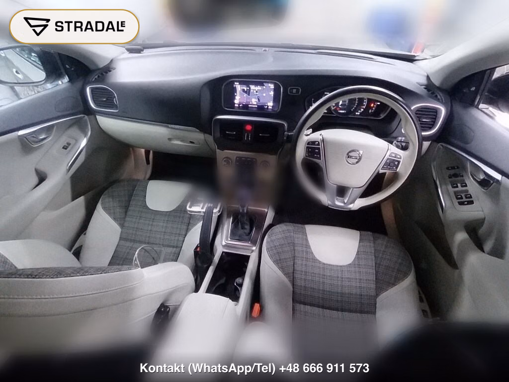 VOLVO V40 CROSS COUNTRY D4 MOMENTUM, miniaturka 4