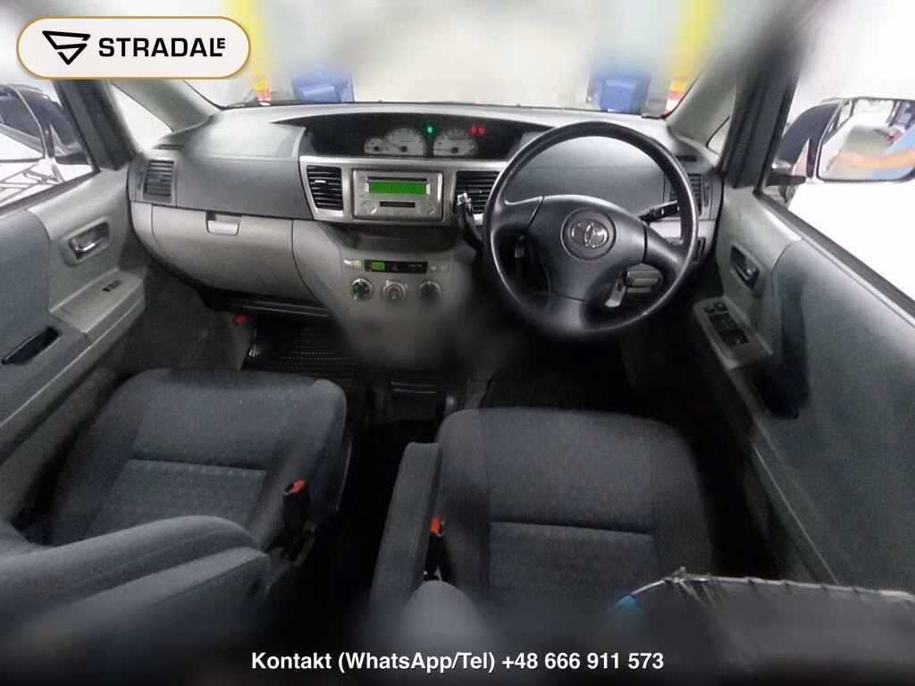 TOYOTA VOXY, miniaturka 4