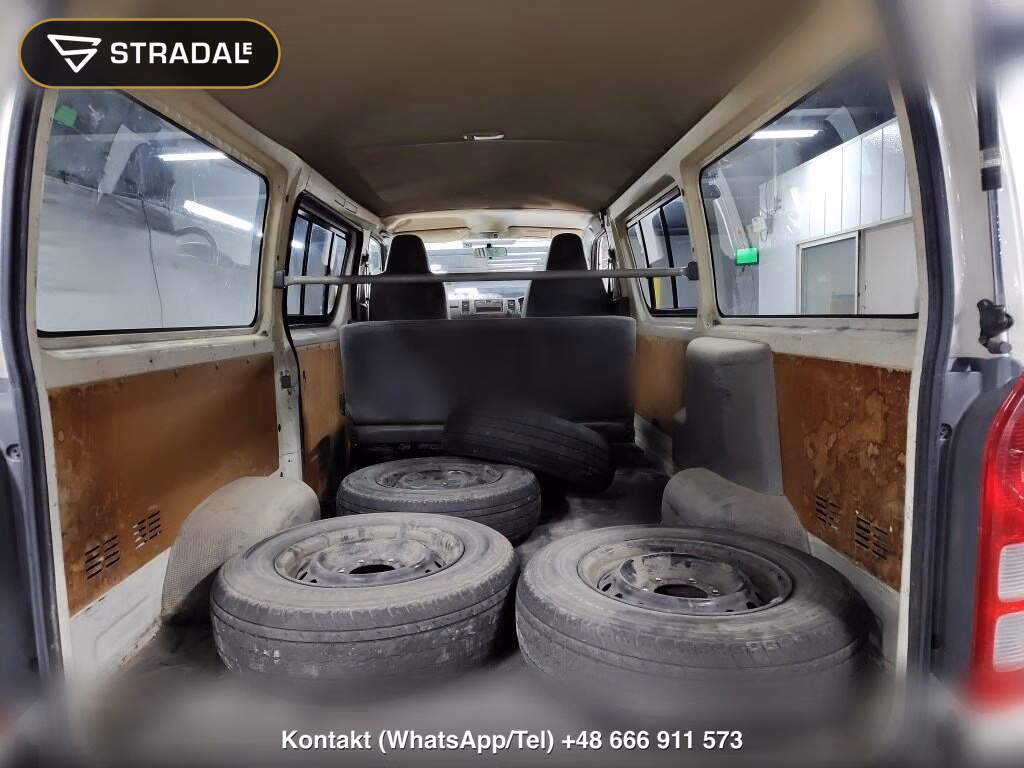 TOYOTA HIACE VAN 4D 4WD DX GL PACKAGE, miniaturka 7