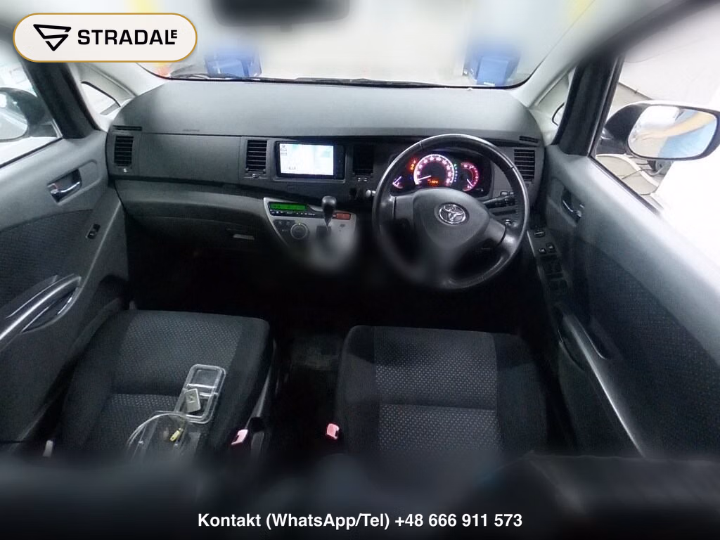 TOYOTA ISIS PLATANA, miniaturka 4