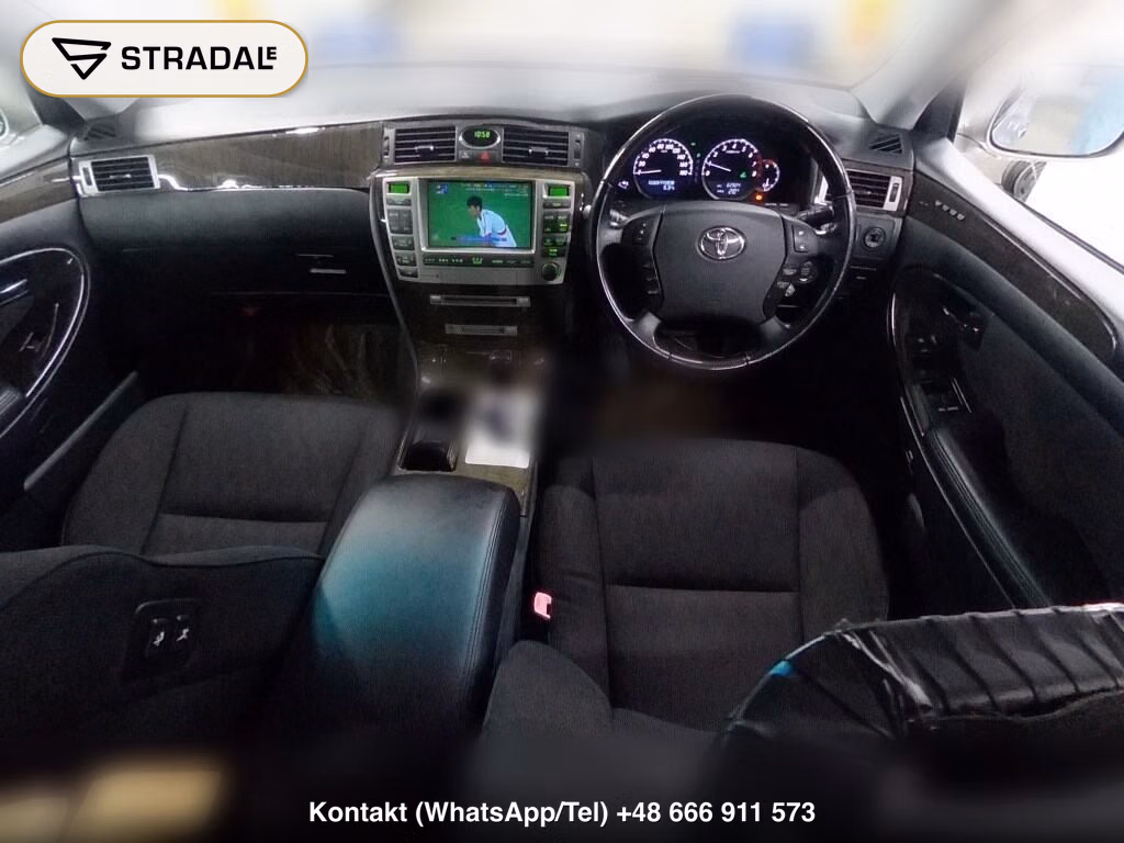 TOYOTA CROWN MAJESTA 4D A TYPE, miniaturka 4