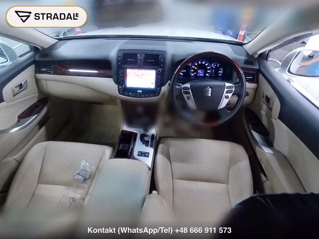 TOYOTA CROWN 4D, miniaturka 4
