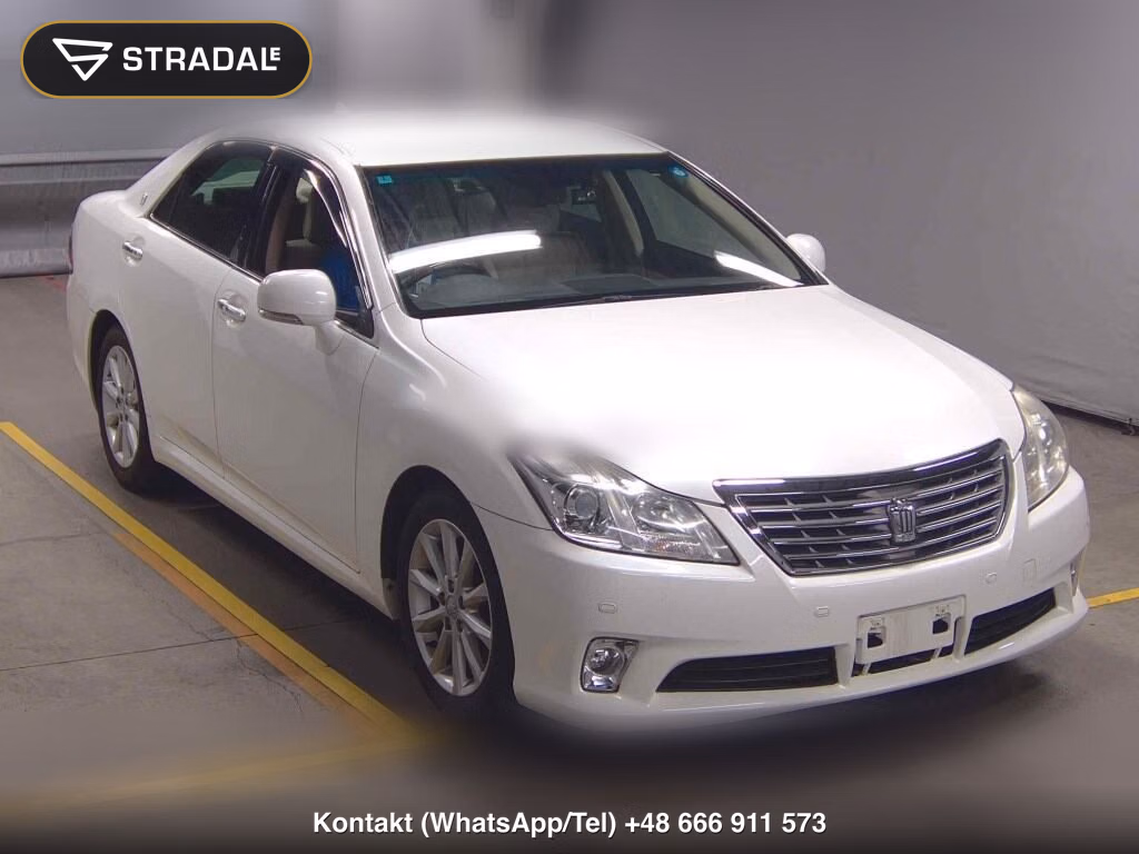 TOYOTA CROWN 4D 2011, aukcja z Japonii, zdjęcie 1