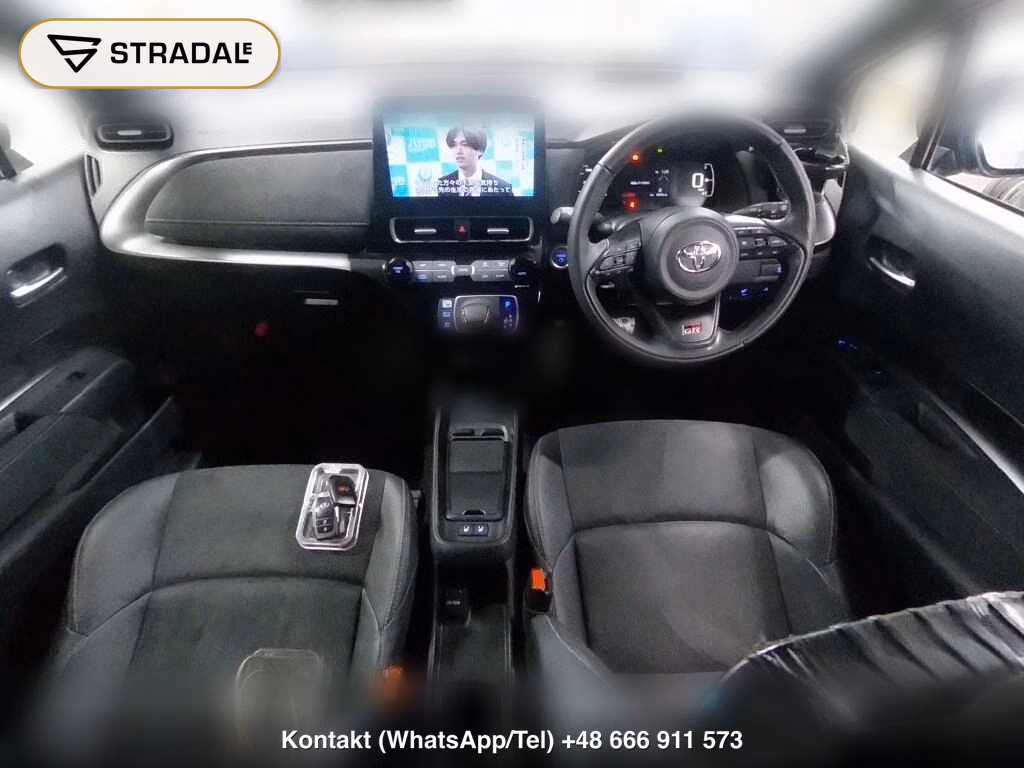 TOYOTA AQUA GR SPORT, miniaturka 4
