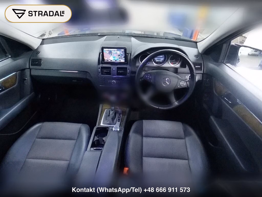 MERCEDES BENZ C-CLASS 4D, miniaturka 4