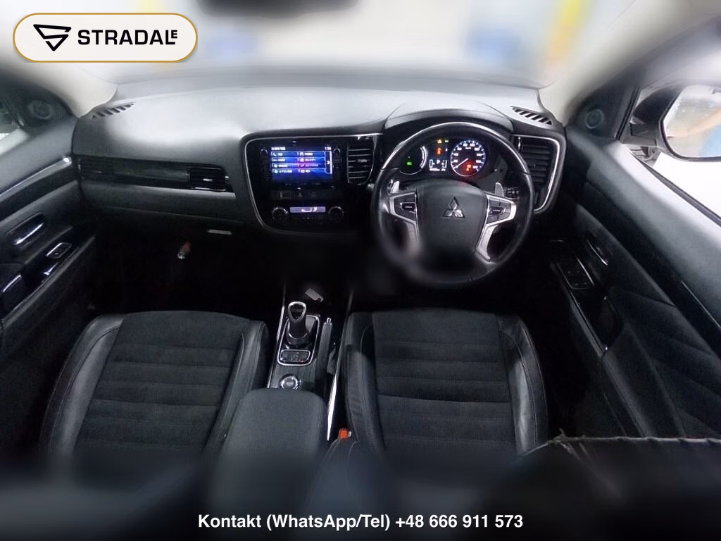 MITSUBISHI OUTLANDER PHEV 4WD G NAVI PACKAGE, miniaturka 4