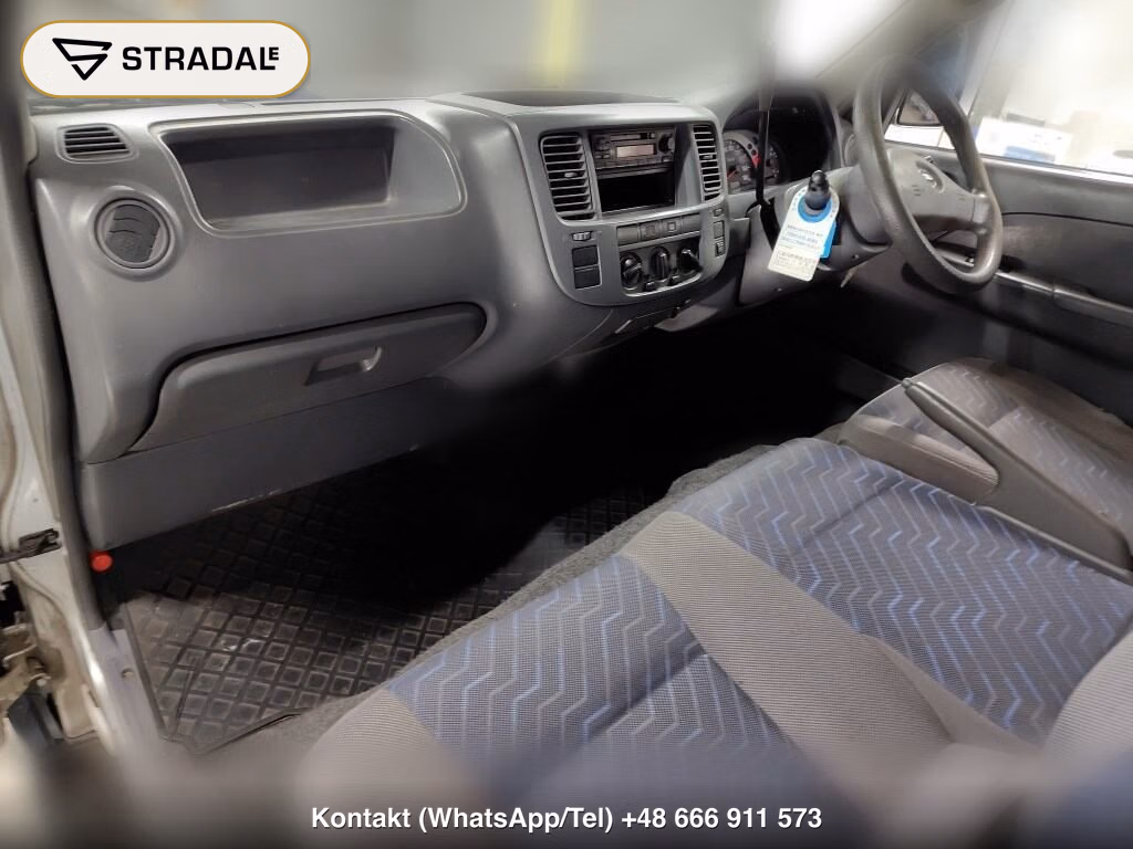 NISSAN CARAVAN 4D, miniaturka 4
