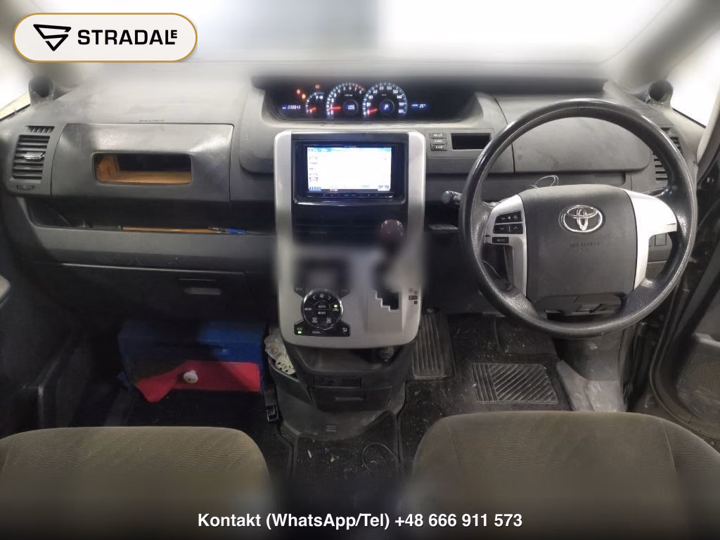TOYOTA NOAH, miniaturka 4