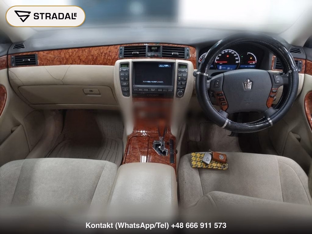 TOYOTA CROWN 4D, miniaturka 4