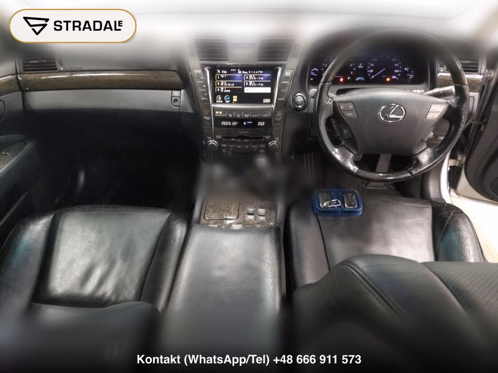 LEXUS LS 4WD LS600H I PACKAGE, miniaturka 4