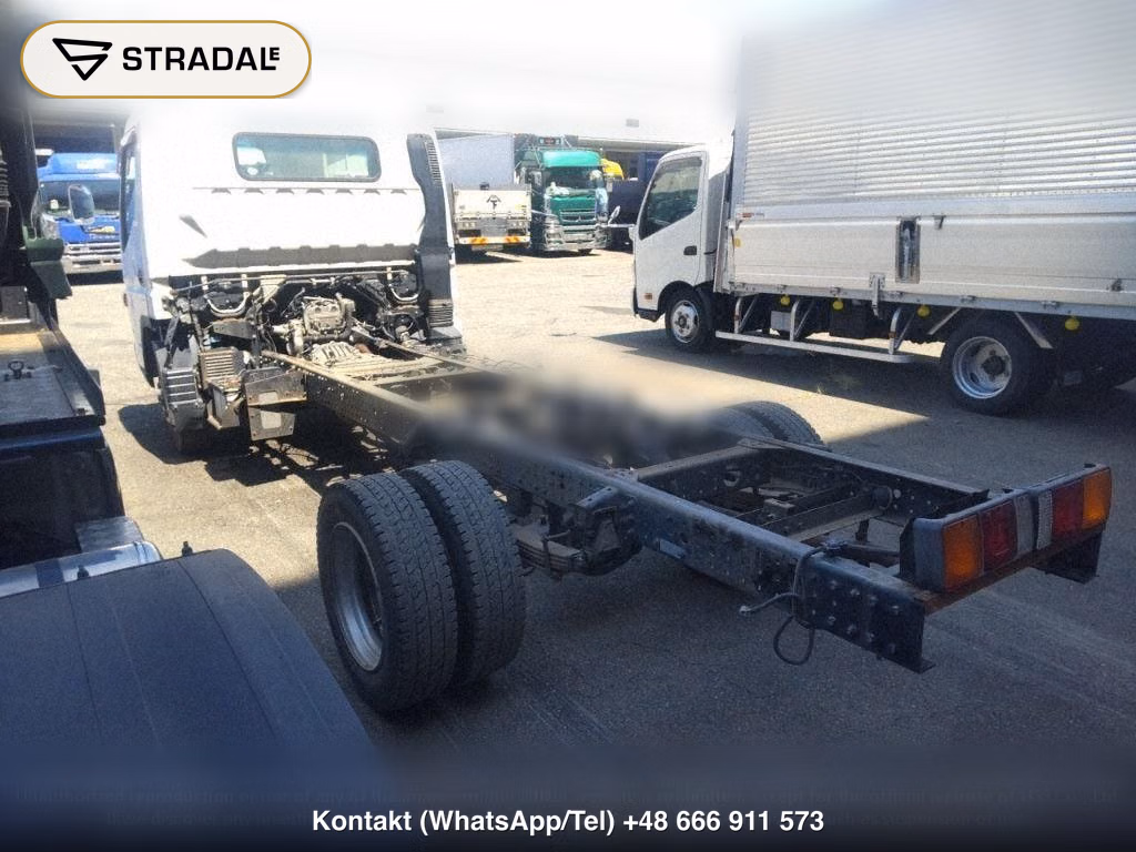 MITSUBISHI FUSO CANTER 2D, miniaturka 3