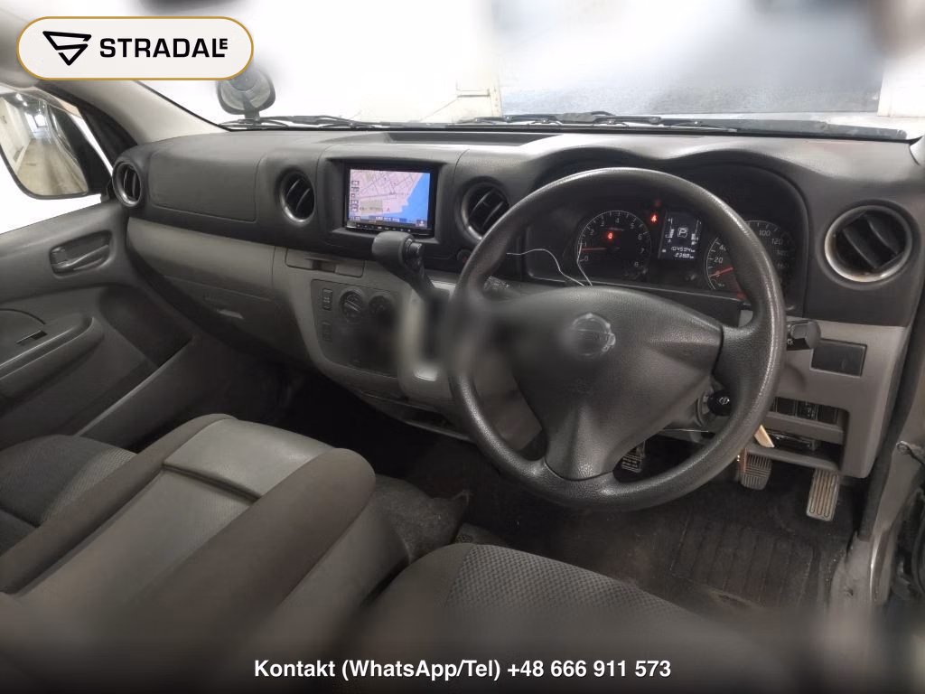 NISSAN NV350CARAVAN WAGON DX, miniaturka 4