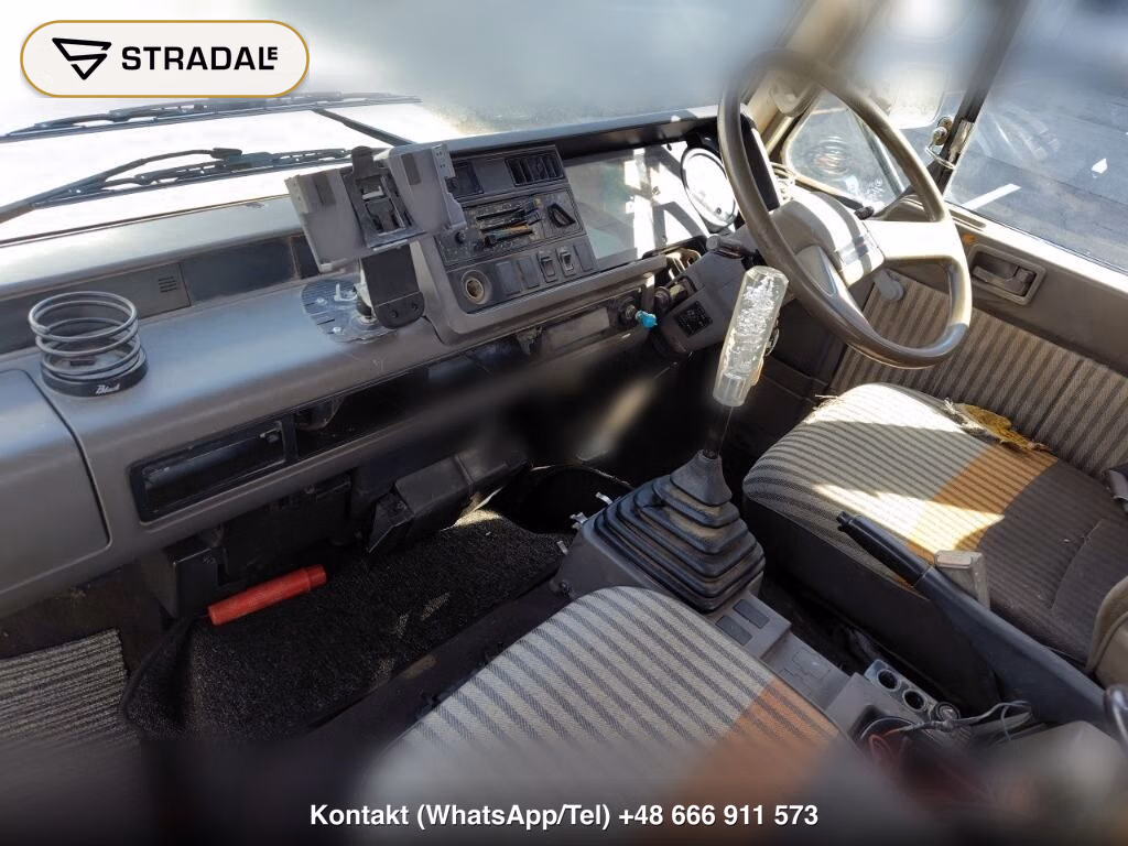 UD TRUCKS CONDOR, miniaturka 4