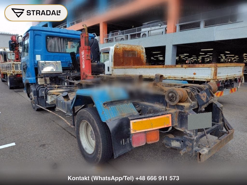 UD TRUCKS CONDOR 2D, miniaturka 3