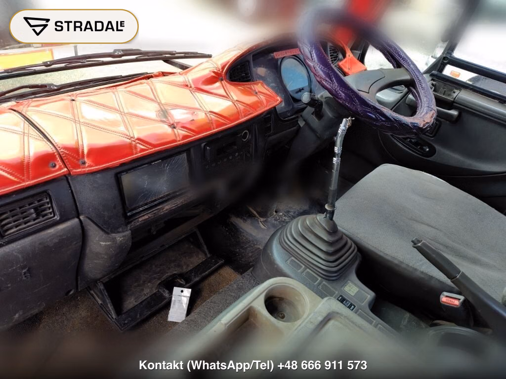 UD TRUCKS NISSAN UD, miniaturka 4