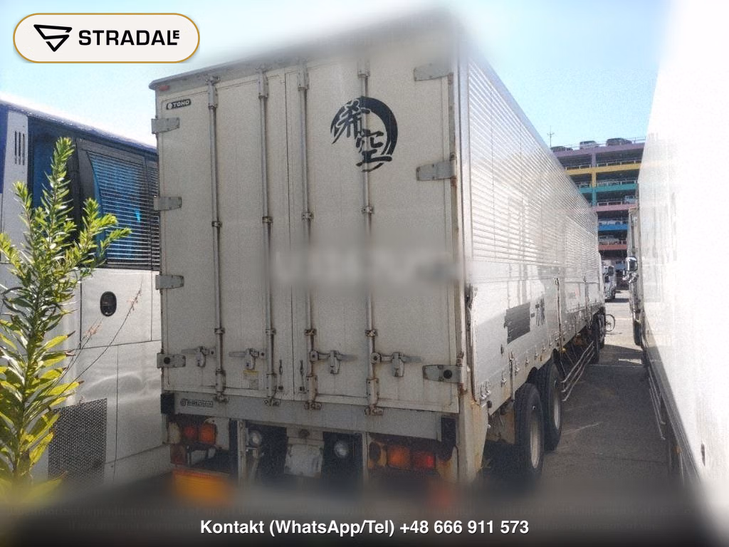 UD TRUCKS QUON TRACTOR, miniaturka 6