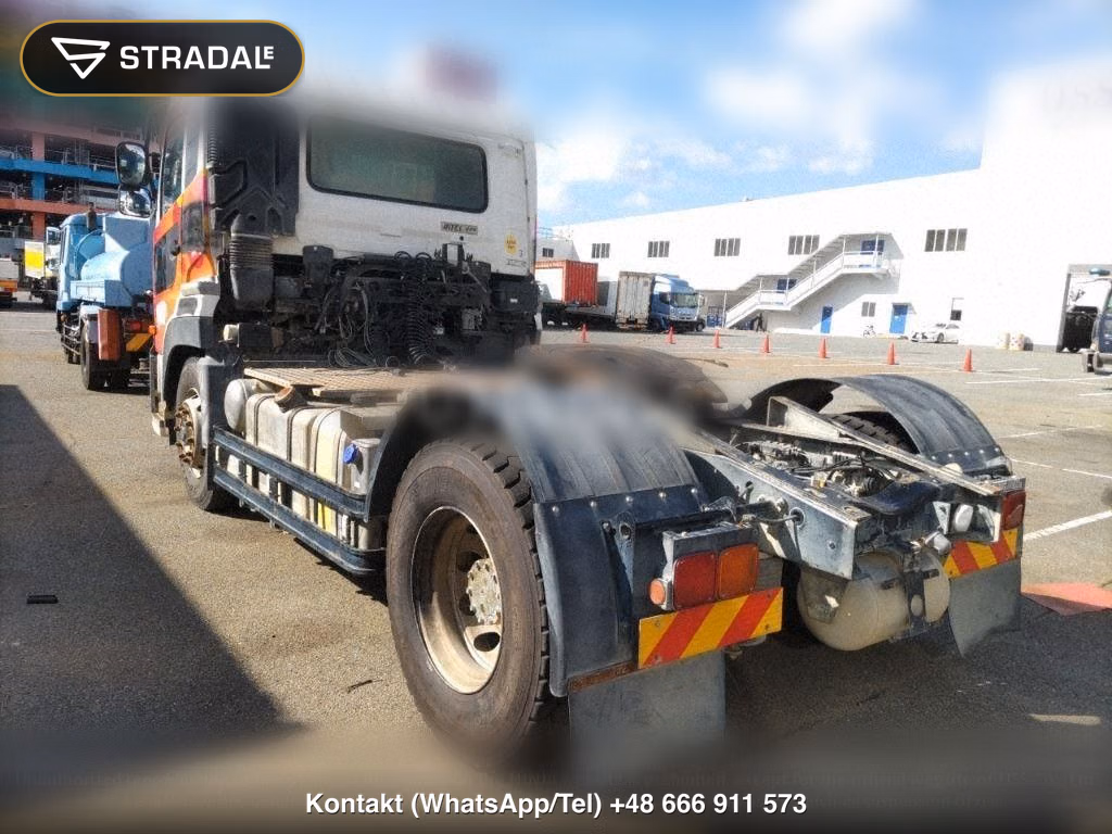 UD TRUCKS QUON TRACTOR, miniaturka 3
