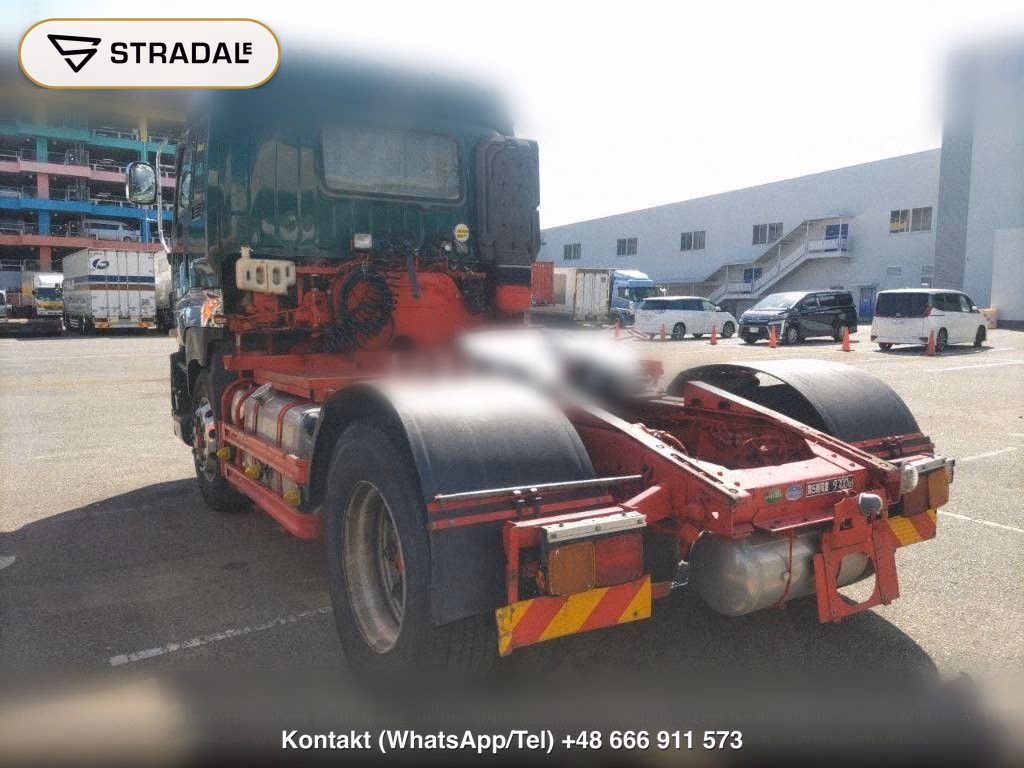 ISUZU GIGA TRACTOR, miniaturka 3