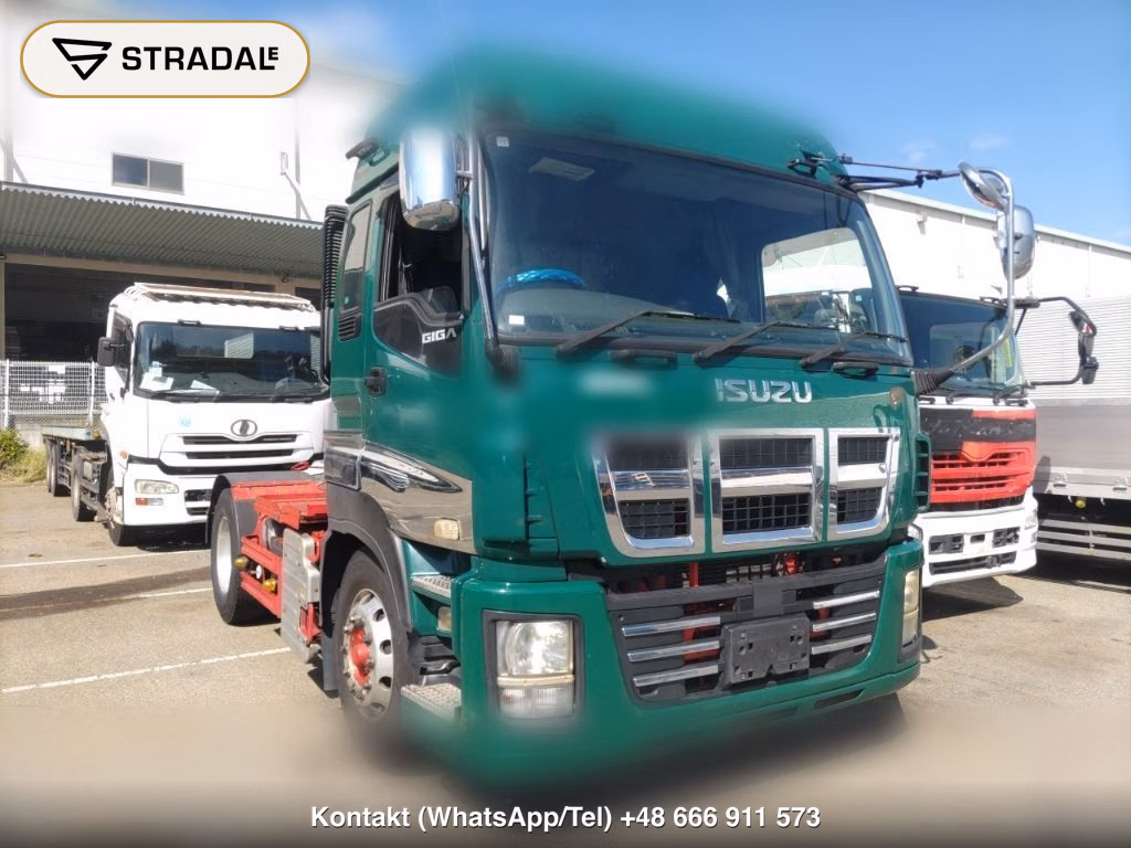 ISUZU GIGA TRACTOR 2012, aukcja z Japonii, zdjęcie 1