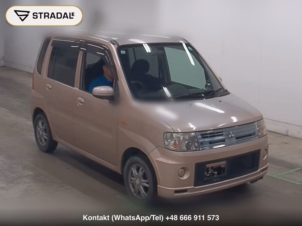 MITSUBISHI TOPPO M 2011, aukcja z Japonii, zdjęcie 1