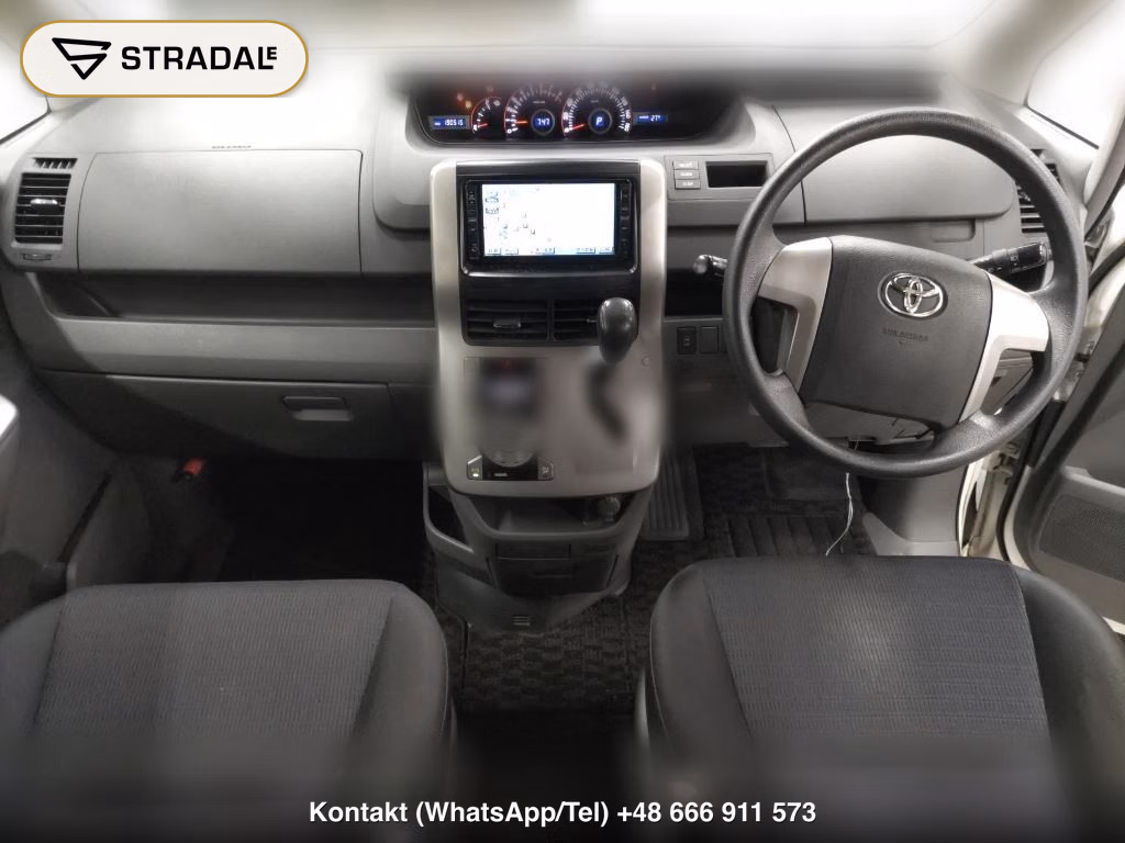 TOYOTA VOXY Z, miniaturka 4