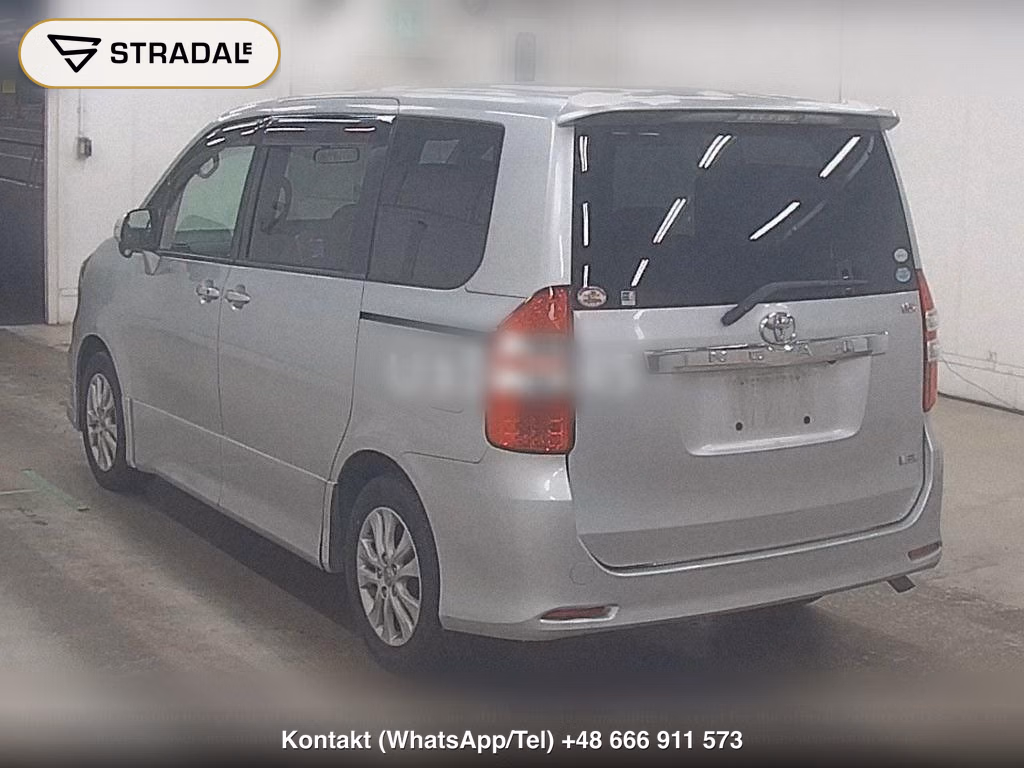 TOYOTA NOAH SI, miniaturka 3