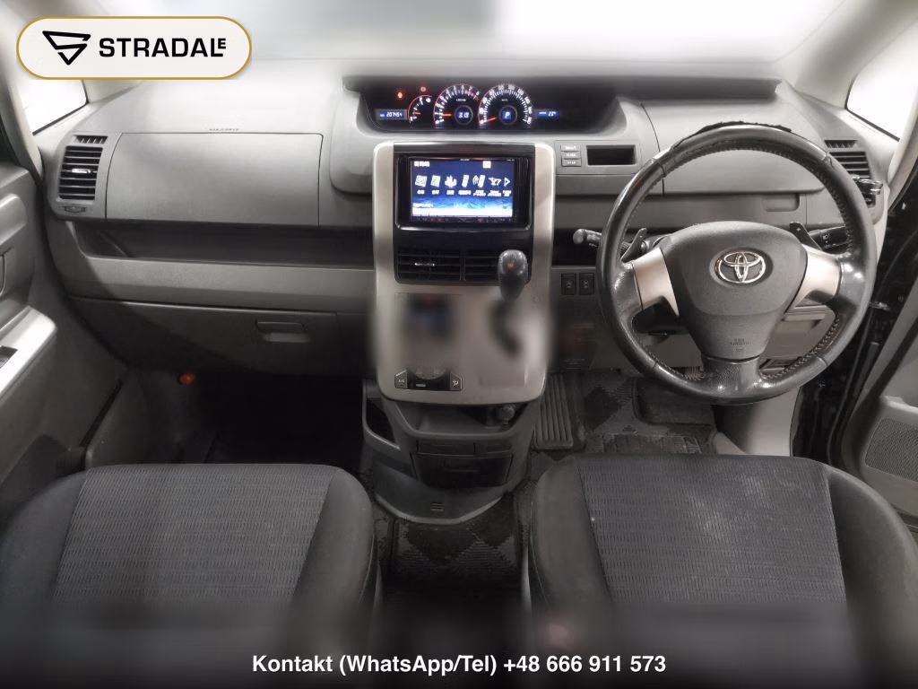 TOYOTA VOXY ZS, miniaturka 4