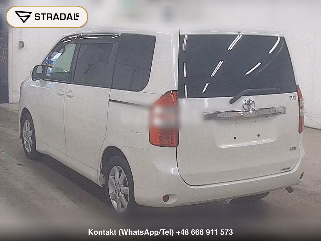 TOYOTA NOAH YY, miniaturka 3