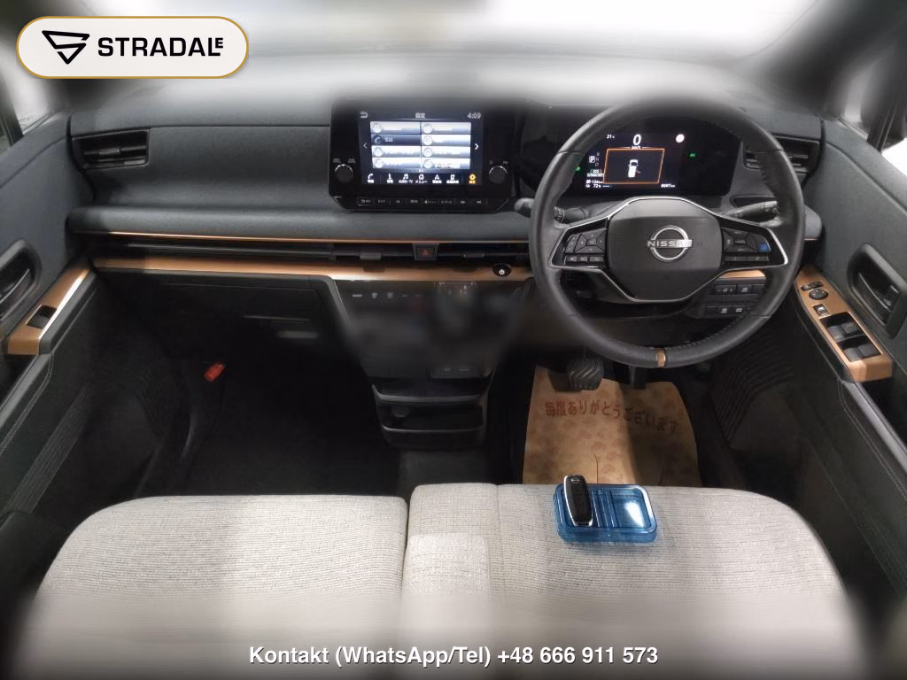 NISSAN SAKURA G, miniaturka 4