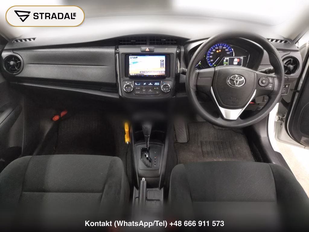 TOYOTA COROLLA AXIO HYBRID, miniaturka 4
