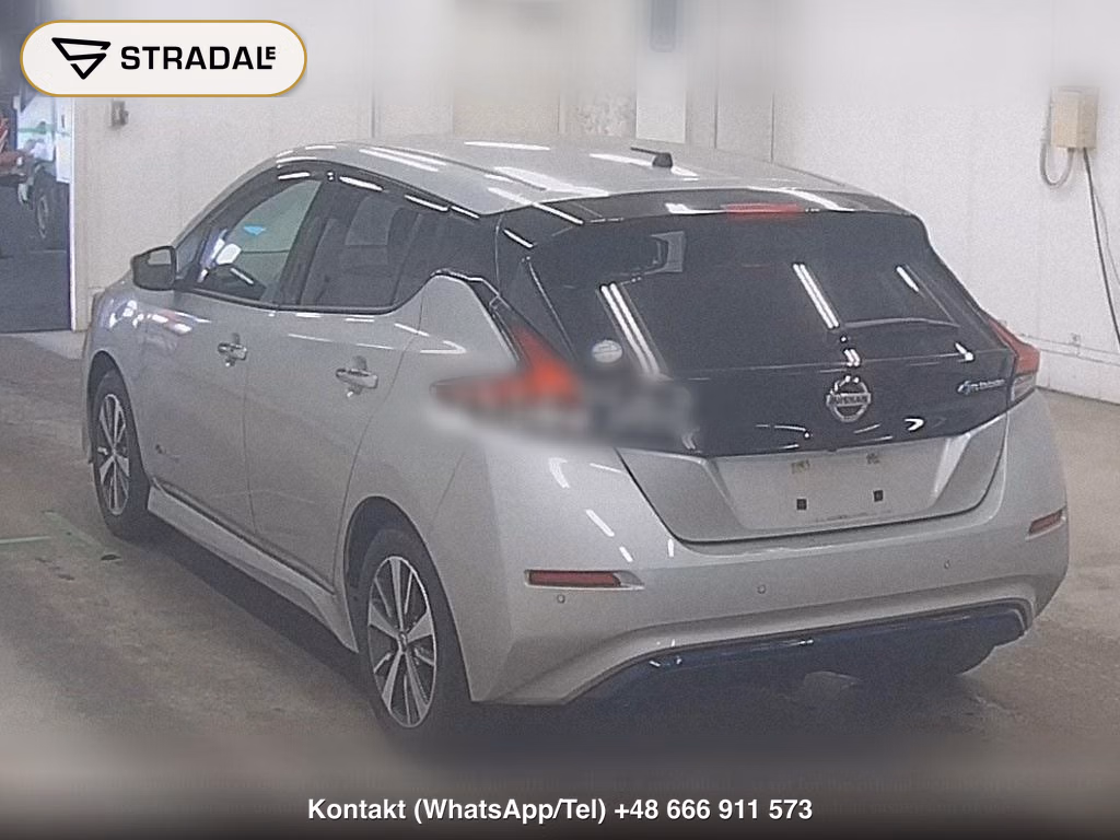 NISSAN LEAF X, miniaturka 3