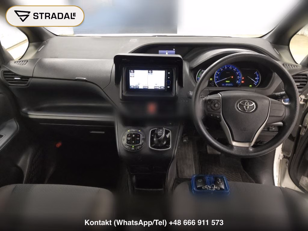 TOYOTA NOAH HYBRID X, miniaturka 4