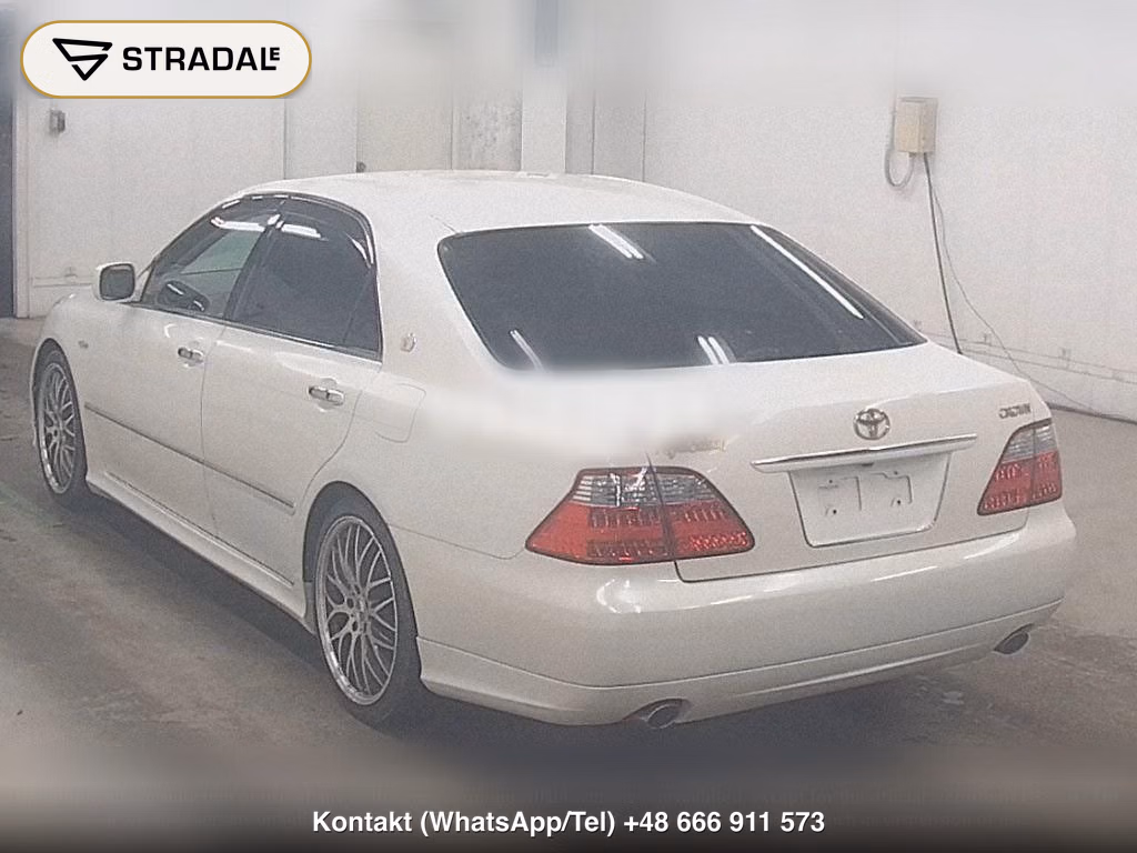 TOYOTA CROWN 4D, miniaturka 3