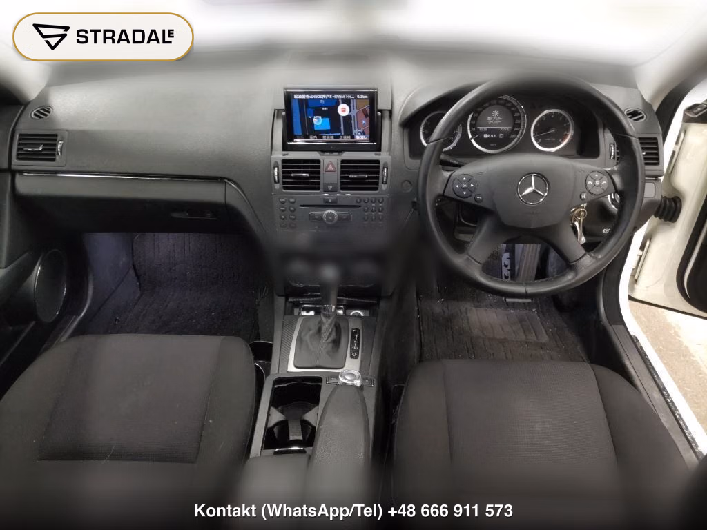 MERCEDES BENZ C-CLASS 4D, miniaturka 4