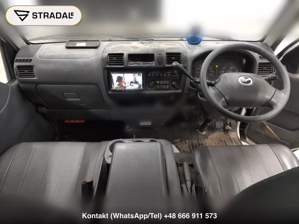 MAZDA BONGO VAN 4D DX, miniaturka 4