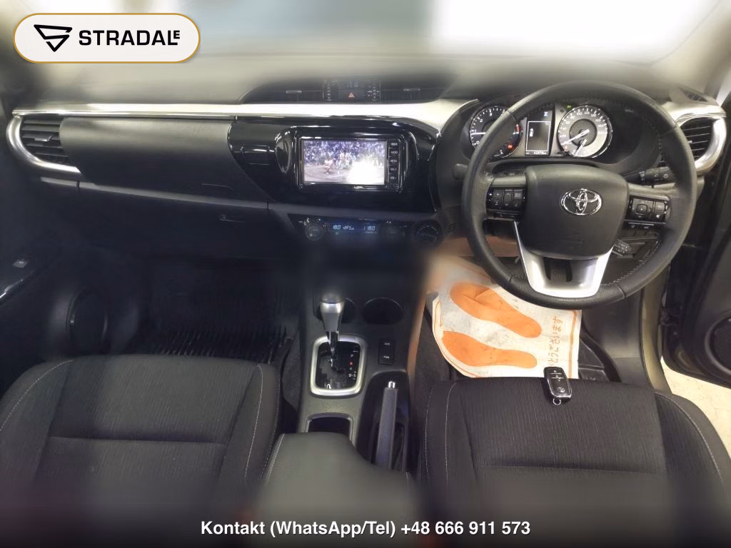 TOYOTA HILUX 4D 4WD Z, miniaturka 4