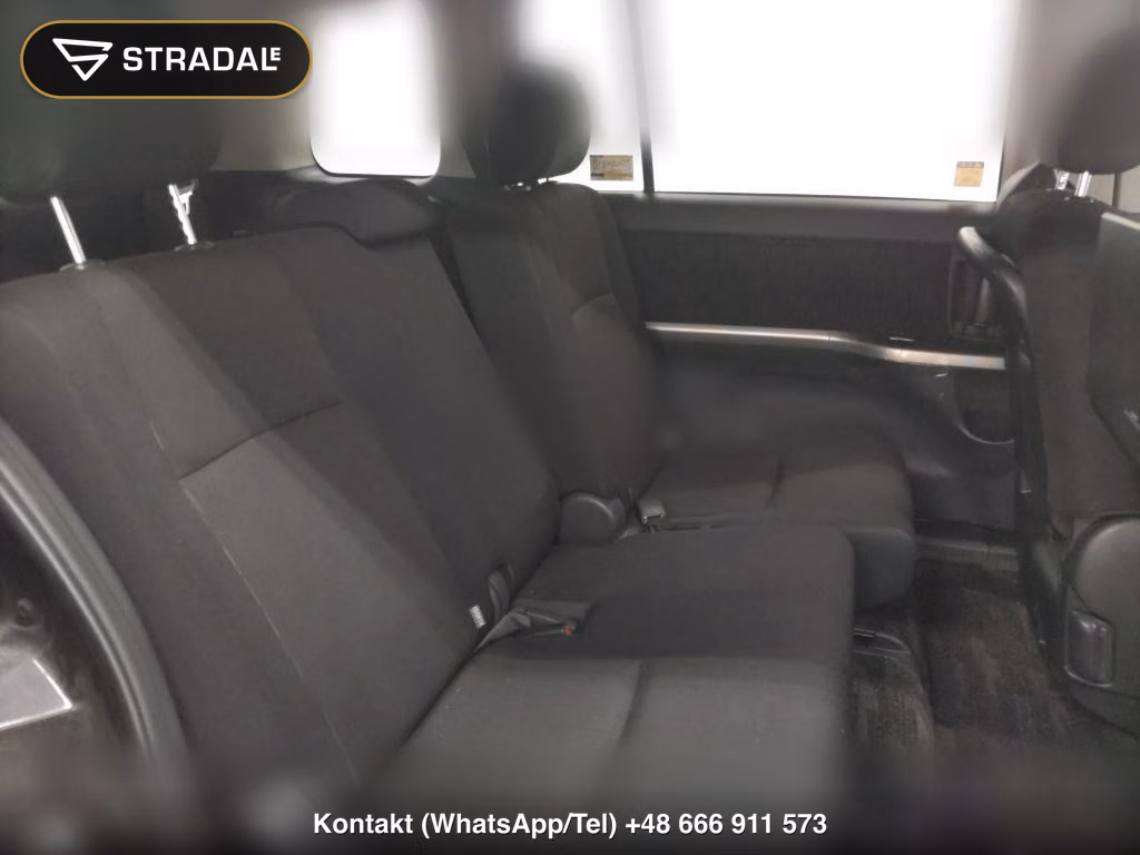 TOYOTA ISIS PLATANA, miniaturka 7