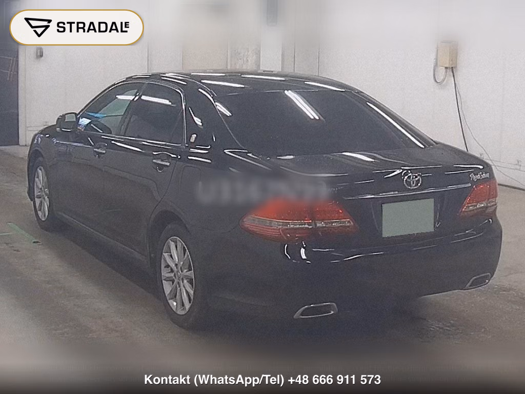 TOYOTA CROWN 4D, miniaturka 3
