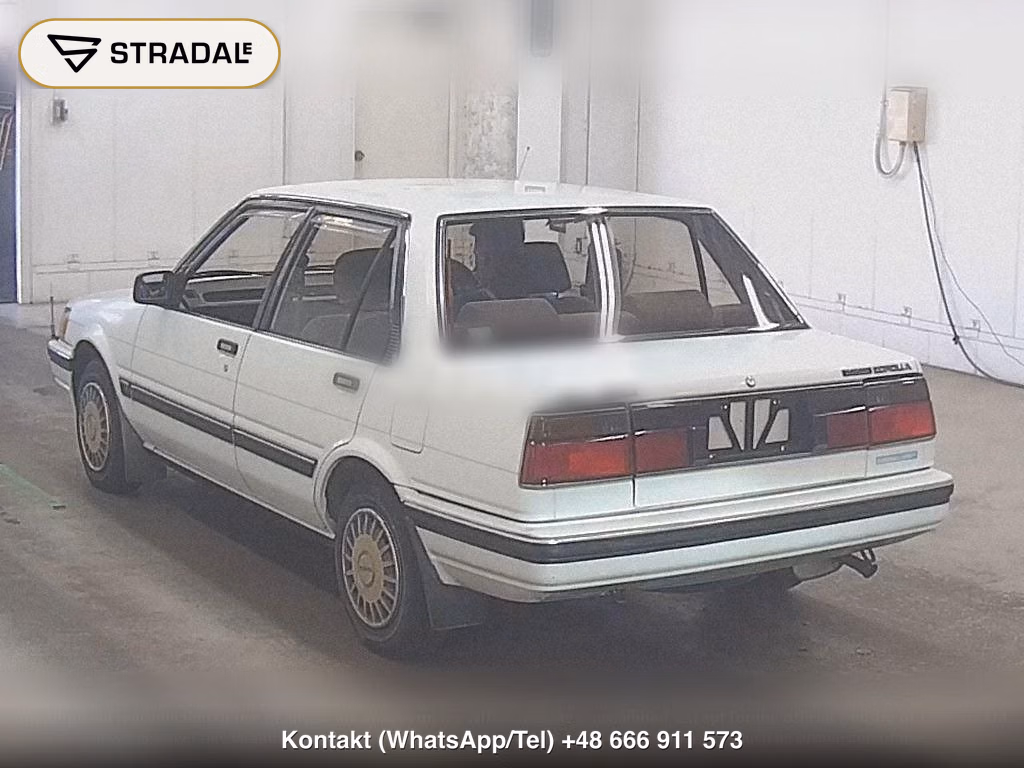 TOYOTA COROLLA 4D, miniaturka 3