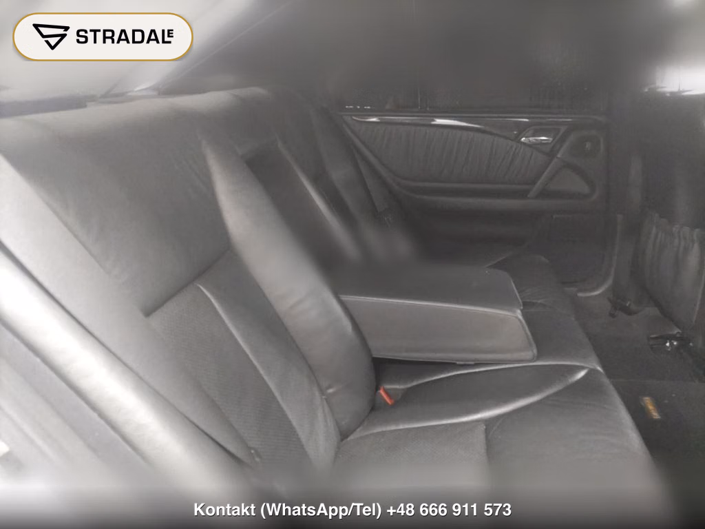 MERCEDES BENZ E-CLASS 4D E320, miniaturka 7