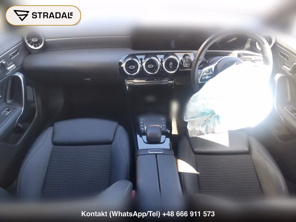 MERCEDES BENZ CLA-CLASS CLA200D, miniaturka 3