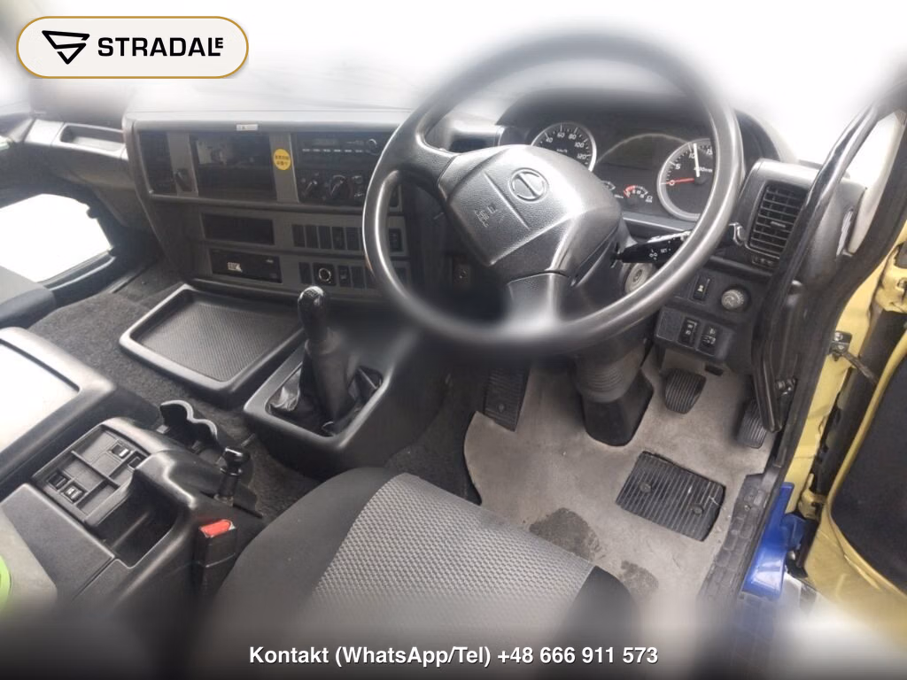 HINO PROFIA PANEL VAN, miniaturka 4