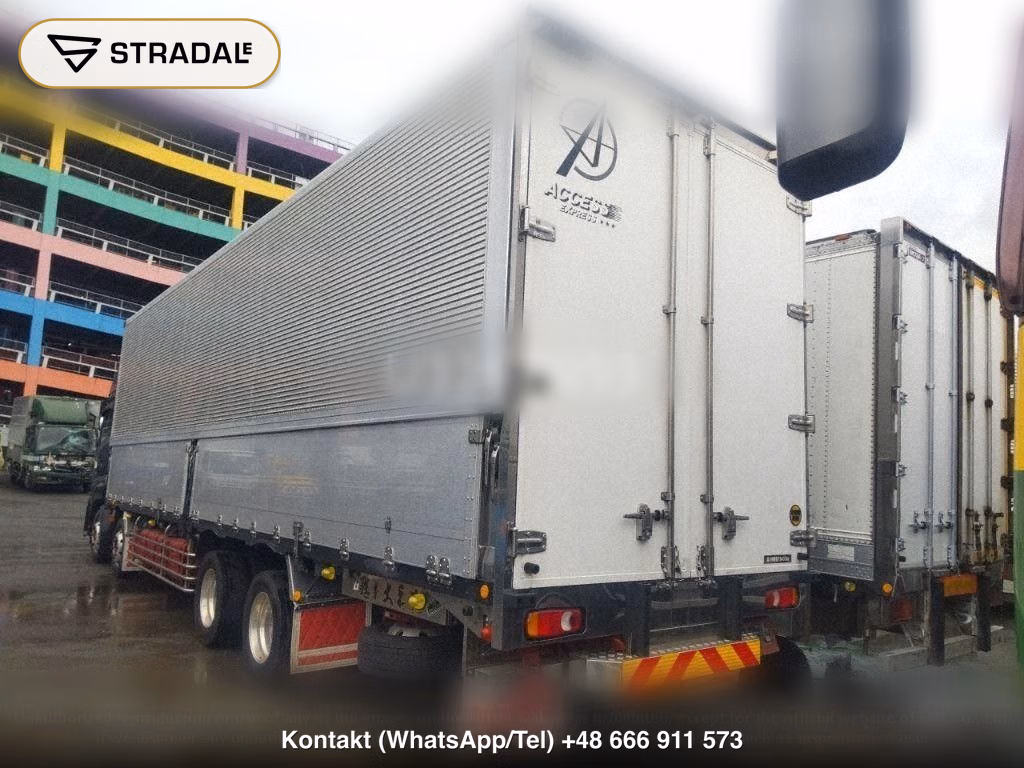 UD TRUCKS QUON PANEL VAN, miniaturka 3