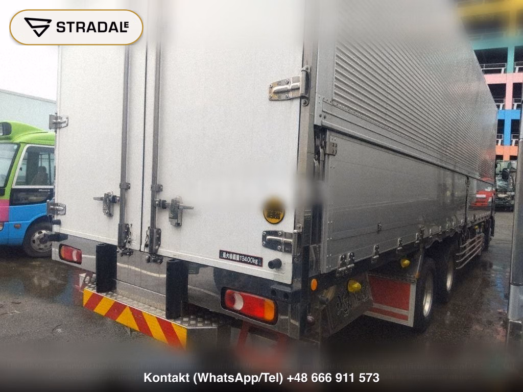UD TRUCKS QUON PANEL VAN, miniaturka 6