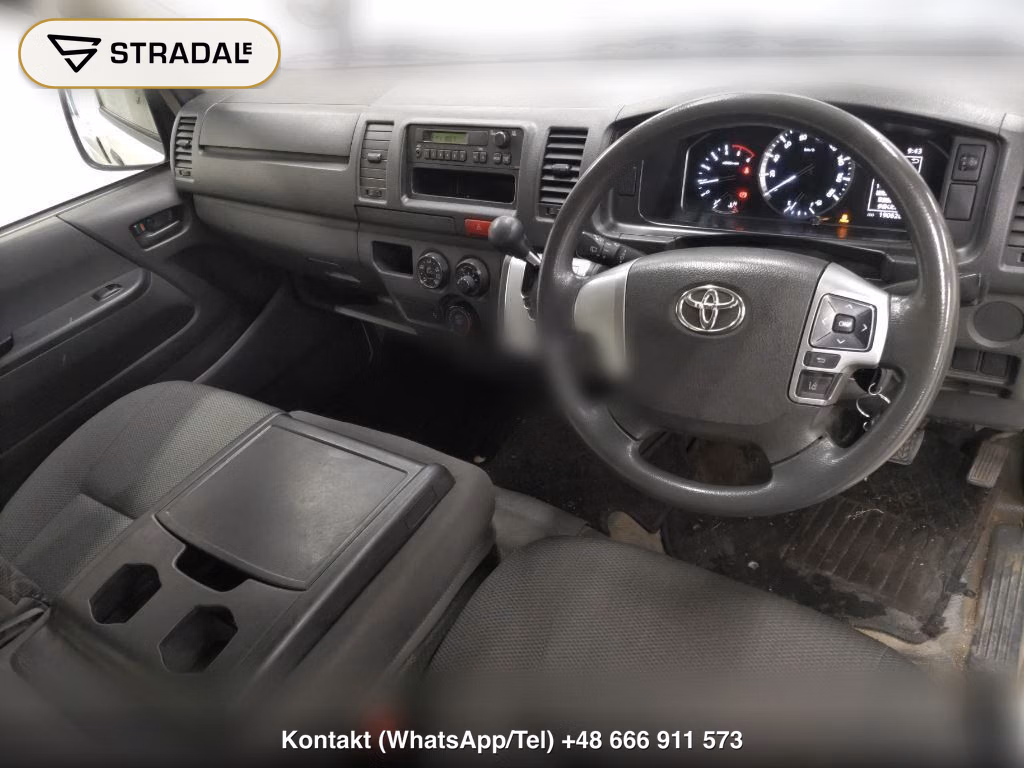 TOYOTA HIACE VAN 4D 4WD DX, miniaturka 4